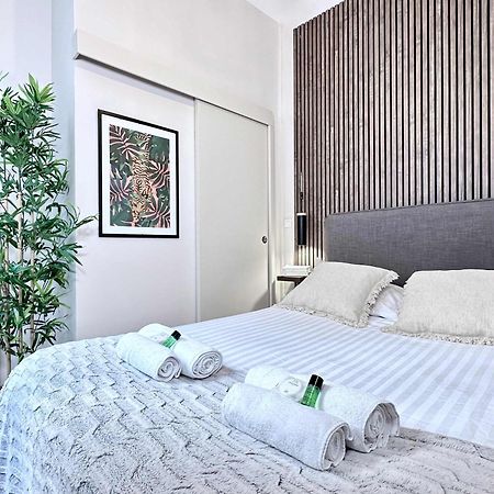 Renovated Champs-Elysees Retreat Apartamento Paris Exterior foto