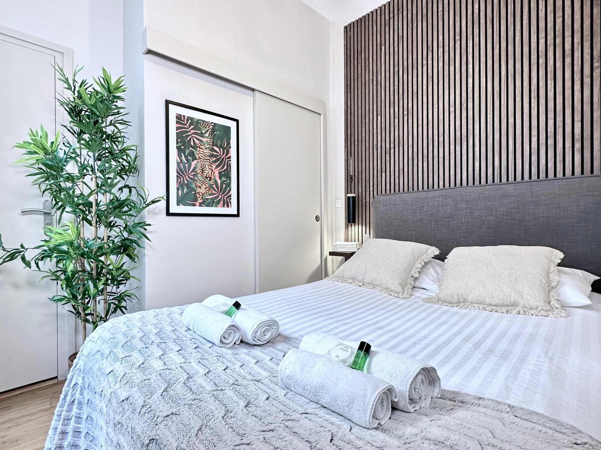 Renovated Champs-Elysees Retreat Apartamento Paris Exterior foto