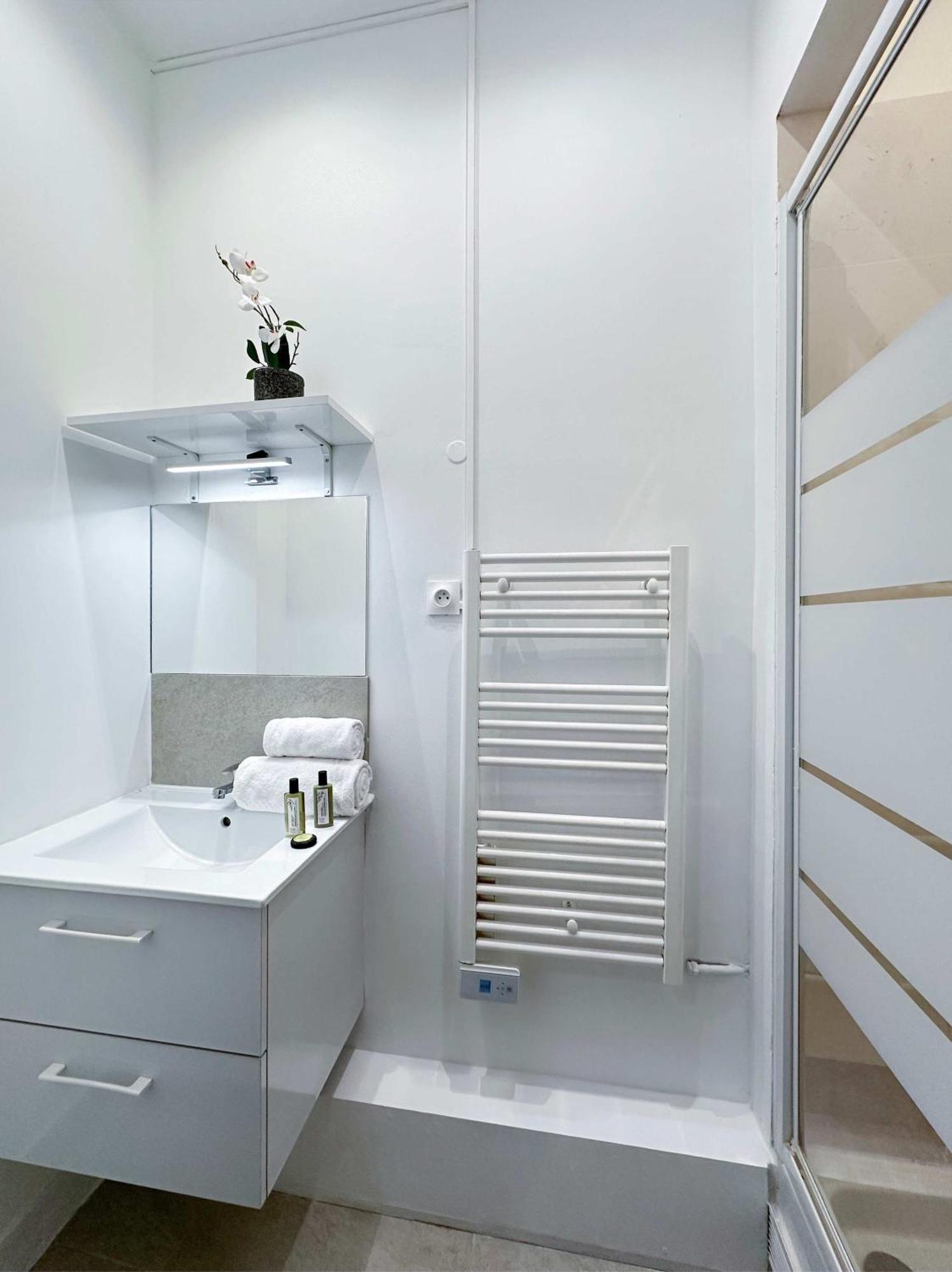 Renovated Champs-Elysees Retreat Apartamento Paris Exterior foto
