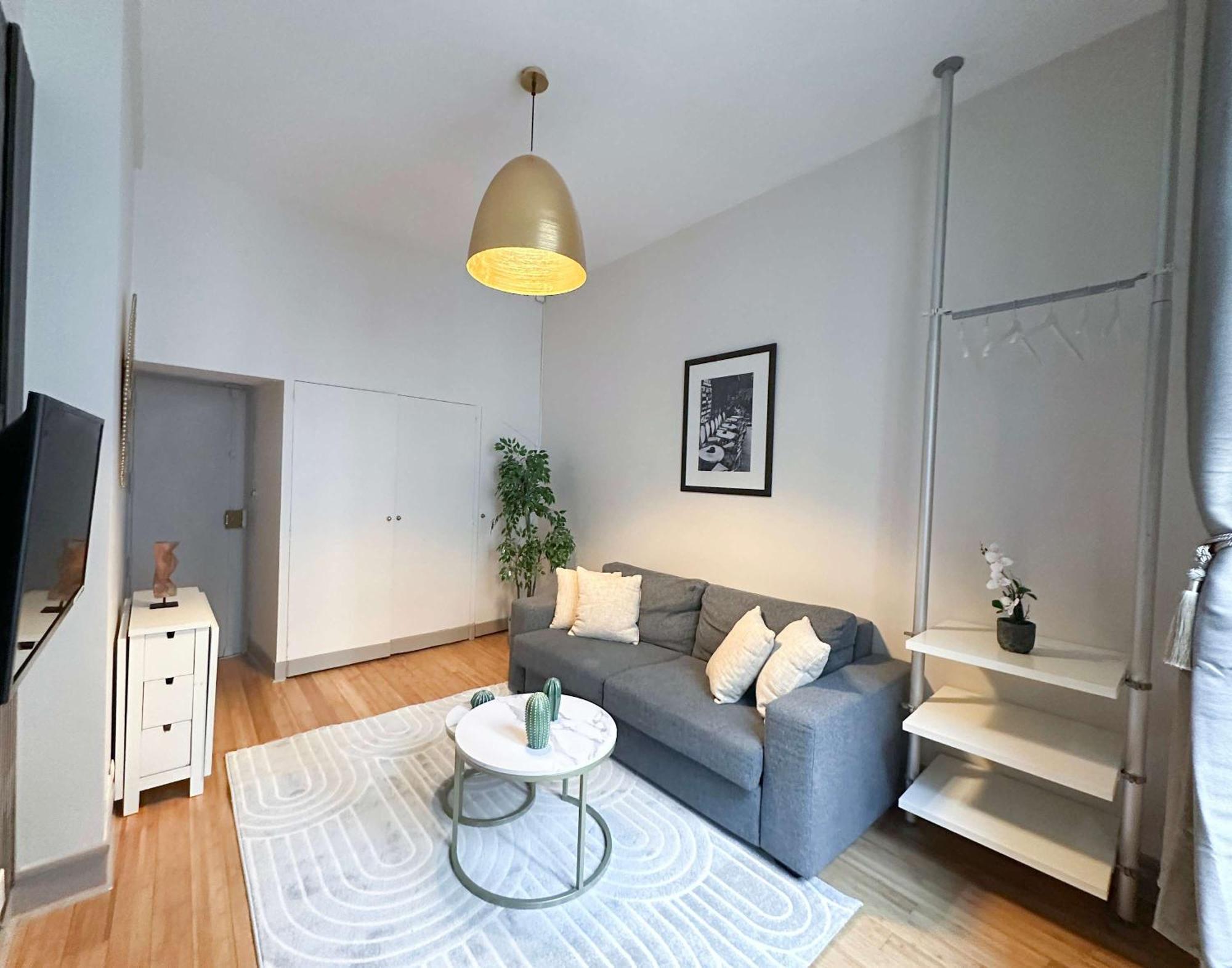 Renovated Champs-Elysees Retreat Apartamento Paris Exterior foto